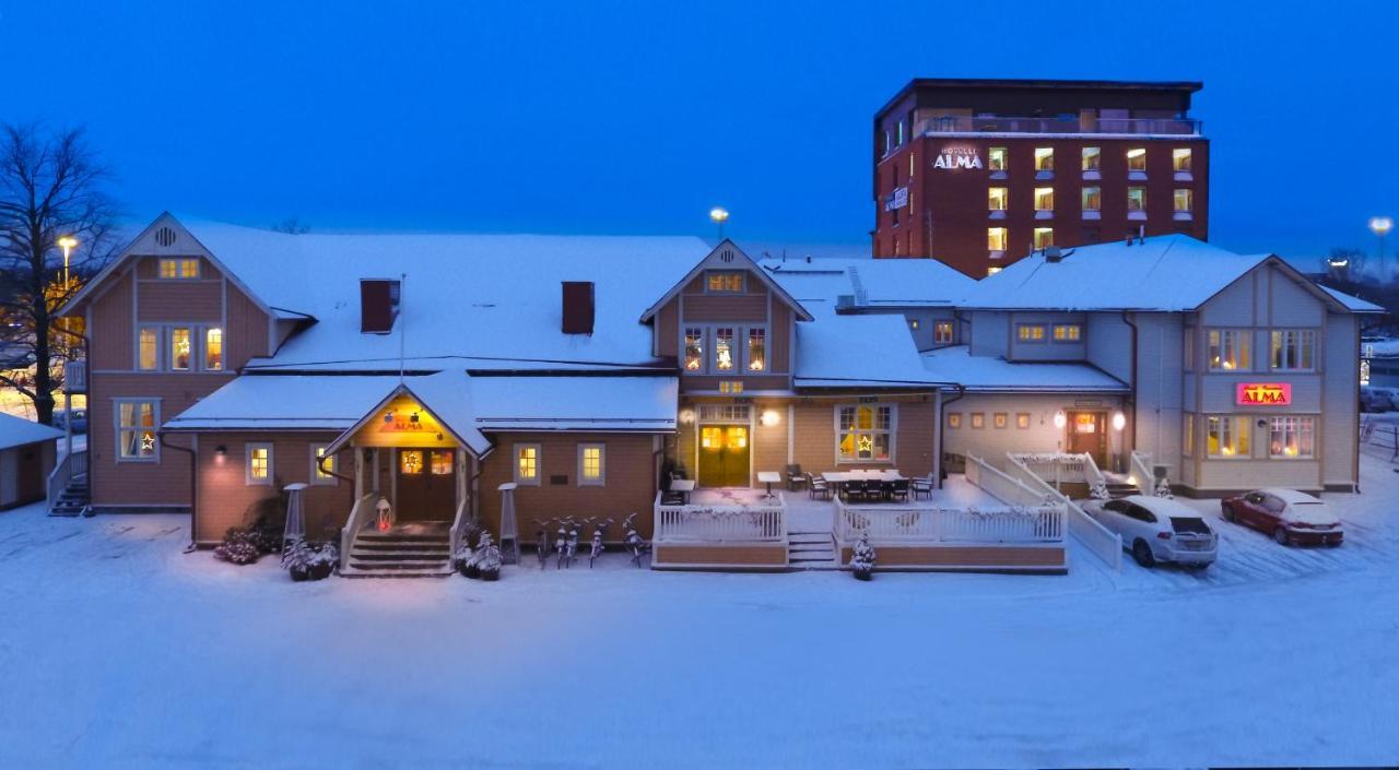 Hotelli-Ravintola Alma Seinäjoki Zewnętrze zdjęcie